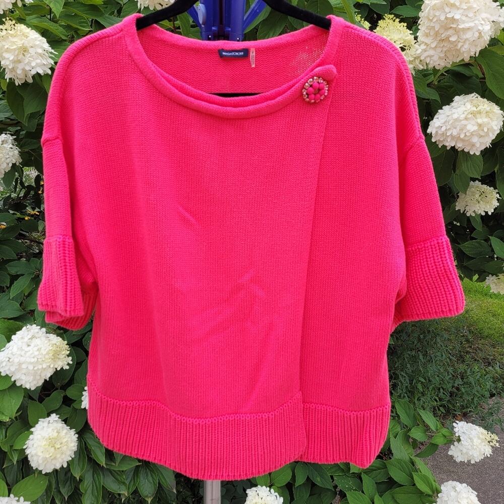 Magaschoni Bright Barbie Pink Sweater with Jeweled Accent Closure size XL